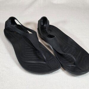 Crocs Dark Blue Slip On Flipflop Beach Sandals Women’s Size 10 New